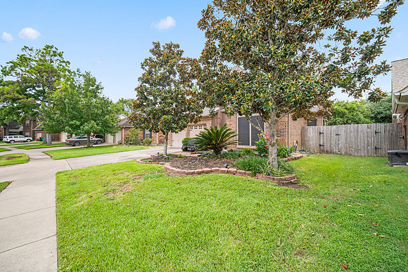 15315 Maple Meadows Dr-3