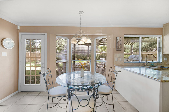8107 Tall Firs ln-10