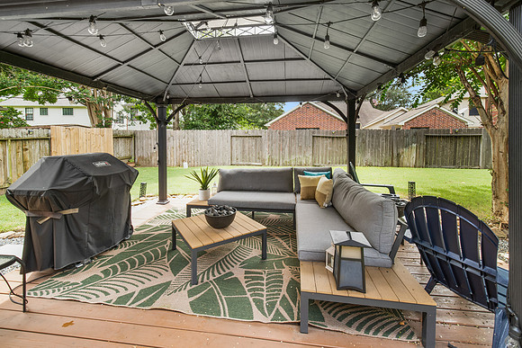 15315 Maple Meadows Dr-33