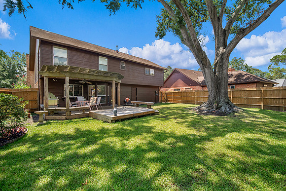 8107 Tall Firs ln-30