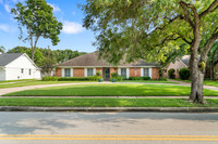5821 Willowbend Blvd-1