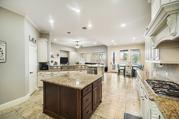 16901 W Caramel Apple-19