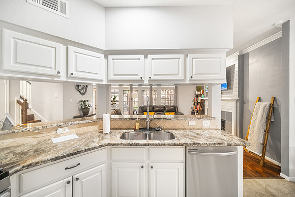 15315 Maple Meadows Dr-14
