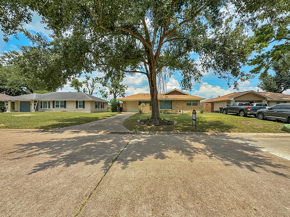 2202 Stonecrest-1