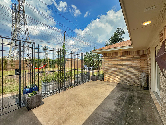 2202 Stonecrest-23