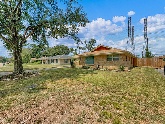 2202 Stonecrest-4