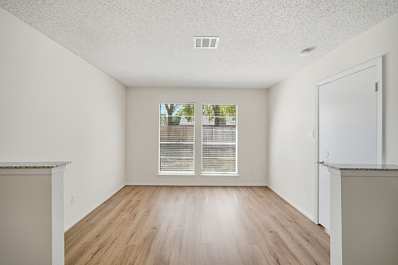 17819 Fieldglen-26