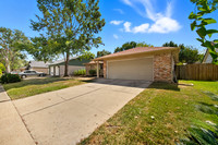 17819 Fieldglen-14