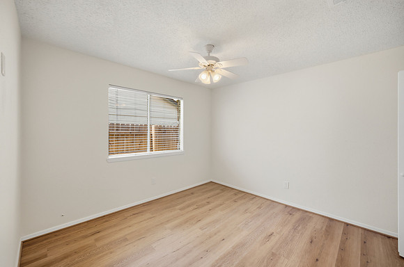 17819 Fieldglen-10