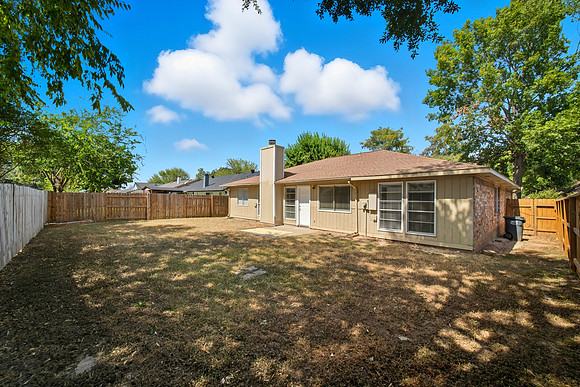 17819 Fieldglen-12
