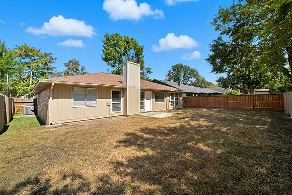 17819 Fieldglen-13