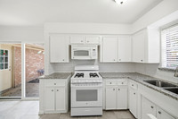 9524 Truscon Dr-11