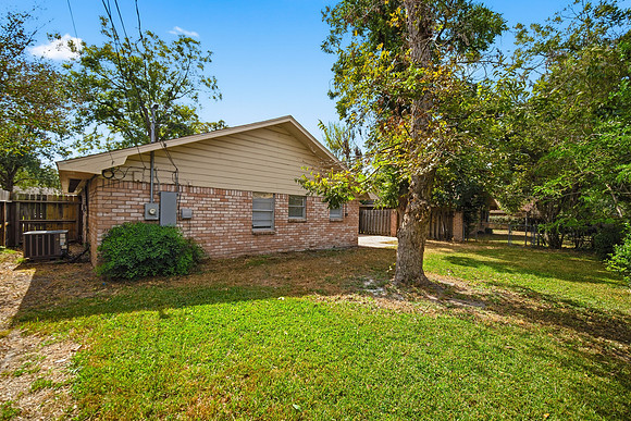 9524 Truscon Dr-29