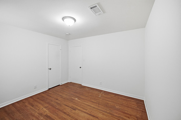 9524 Truscon Dr-18