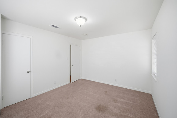 9524 Truscon Dr-22