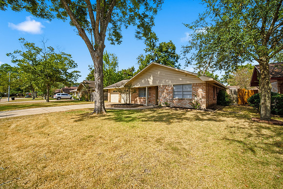 9524 Truscon Dr-2