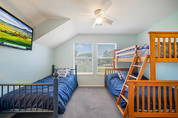 17383 Harbor Dr-101
