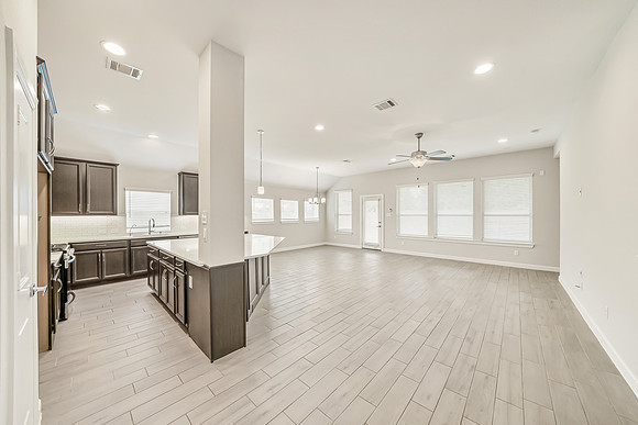 2407 Elmwood trail-13