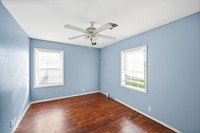 8654 Sonneville Dr-13