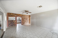 8654 Sonneville Dr-4