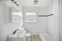 8654 Sonneville Dr-18
