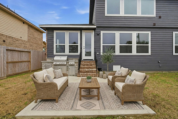 16518 Boston Post staged-11