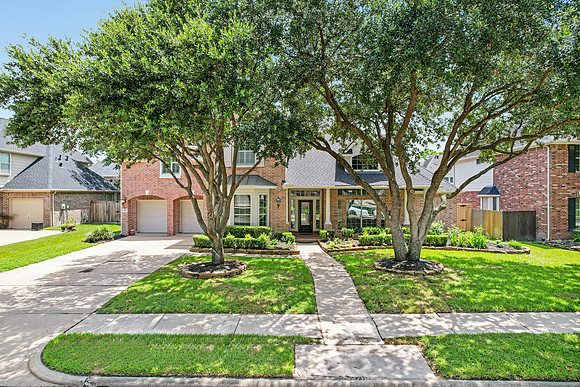 13910 Greenwood Manor Drive-45