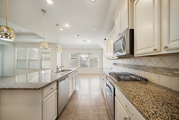 25806 Foxrun Vista Dr-15