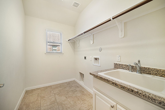 25806 Foxrun Vista Dr-11