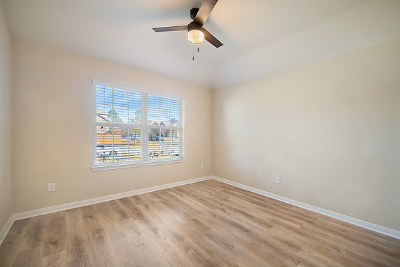 25806 Foxrun Vista Dr-24