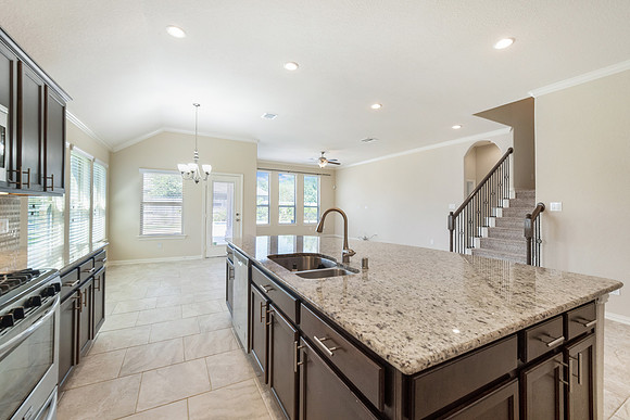 16602HighlandCountryDr-17