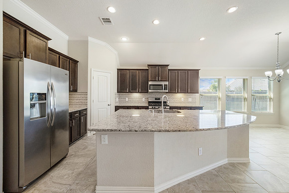 16602HighlandCountryDr-15