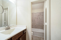 16602HighlandCountryDr-8