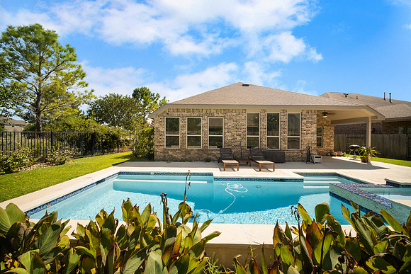 16602HighlandCountryDr-34