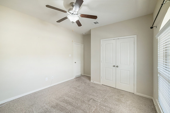 16602HighlandCountryDr-7