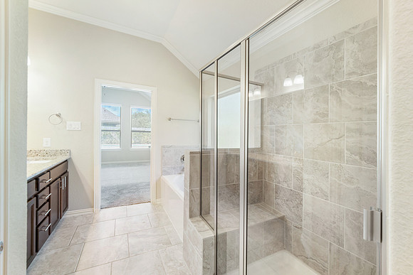 16602HighlandCountryDr-26