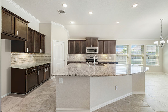 16602HighlandCountryDr-35