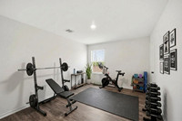 1022 Fairway Cir staged11
