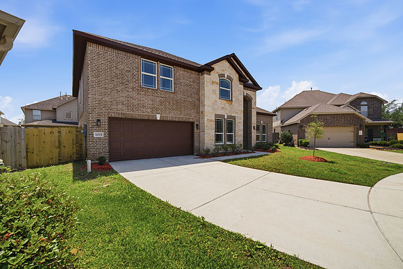 La port homes-476