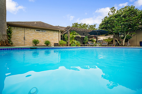 8814 Tavistock-39