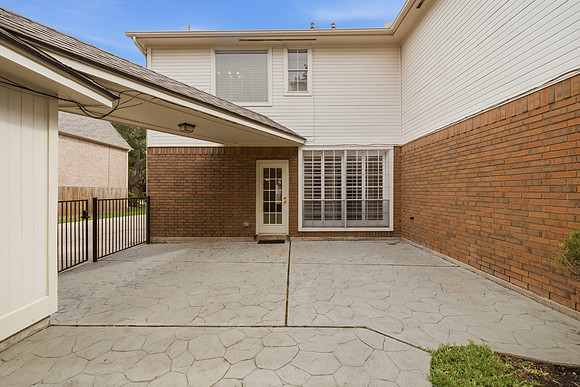 23203 Gate Creek Ct34