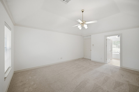 23203 Gate Creek Ct38