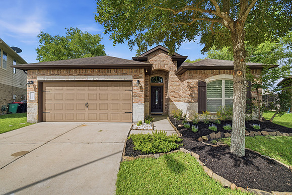 3831 Daintree Park Drive-16