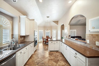 20414 Canyon Shadow Dr-12