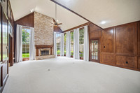 8414 Crescent Wood9