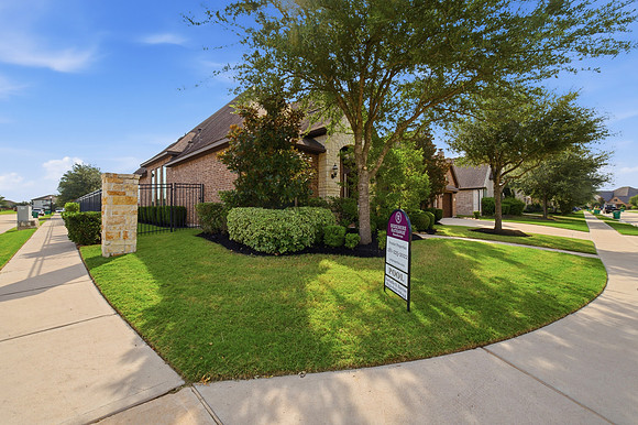 19526 Rockview Ledge Ln3