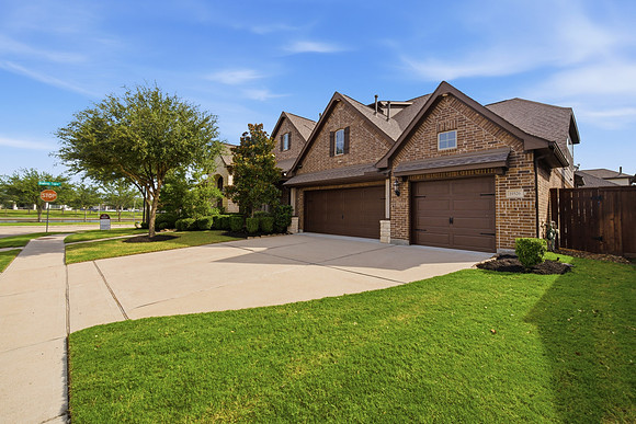 19526 Rockview Ledge Ln2