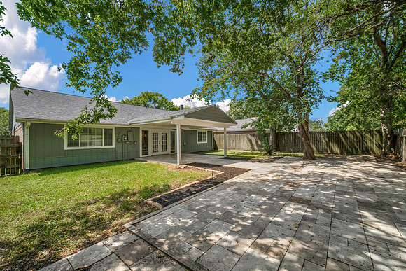 10306 Pear Oak Dr-25