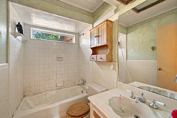 606 Meadow K-76