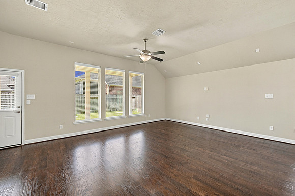 8119 W. Pine Creek Bend 19